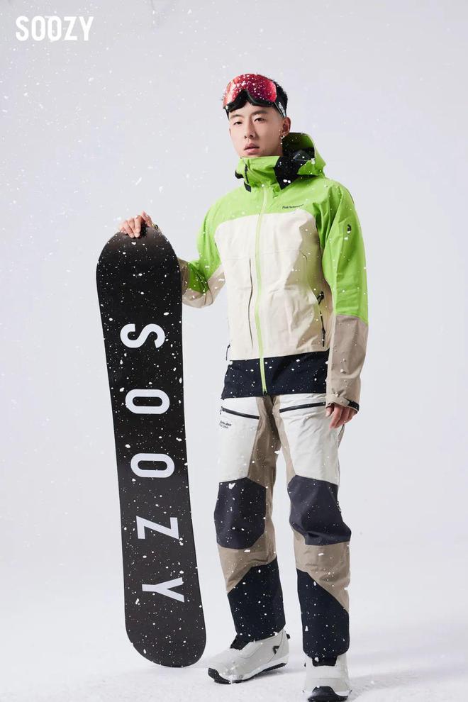 牌！6款男士单板滑雪服推荐尊龙人生就是博滑大雪穿大(图26)