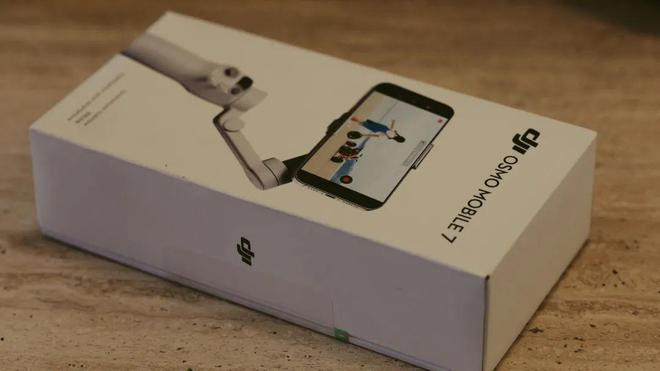 Moblie 7 Pro稳定器首发初体验！尊龙凯时app平台549元！大疆OSMO(图9)