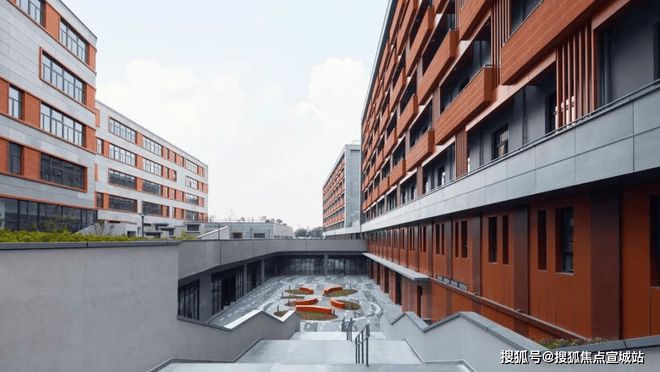 金茂府网站发布)2025年房价_户型配套尊龙凯时·中国网站普陀金茂府售楼处(普陀(图9)